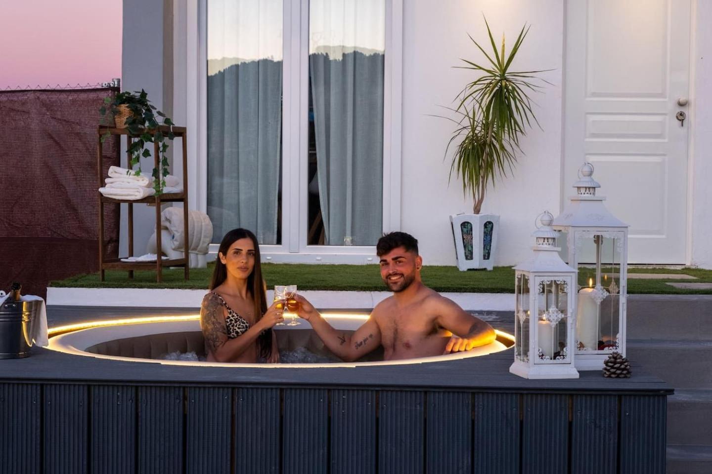 Mrs Casita Tentacion Con Jacuzzi Privado Malaga Exterior photo
